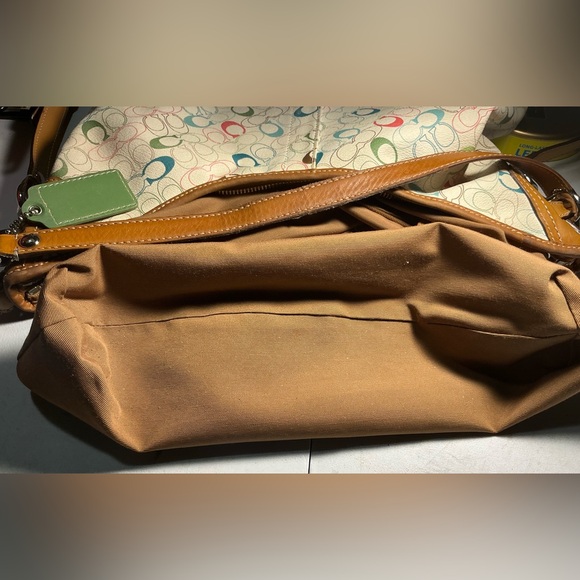 COACH 2 WAYS COATED CANVAS & LEATHER HOBO CROSS BODY SHOULDER HANDBAG - Picture 7 of 16